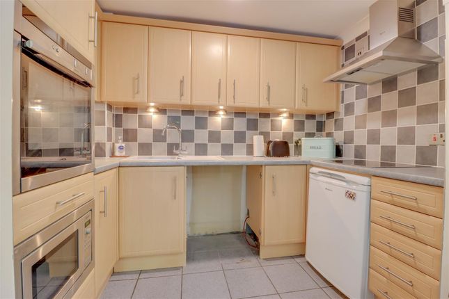 6 Sycamore Court.Jpg