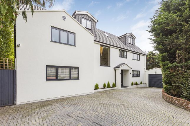 Thumbnail Detached house for sale in The Drive, Radlett