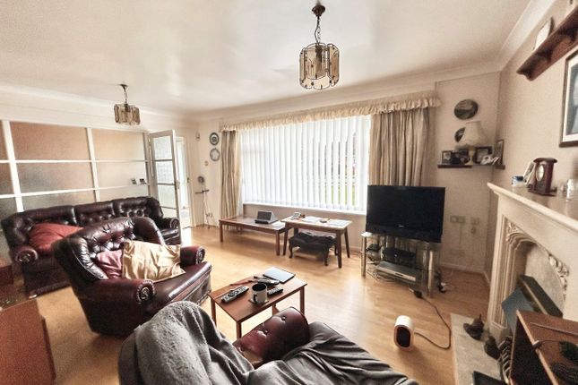 76, The Gorseway, Bexhill on Sea photo 2