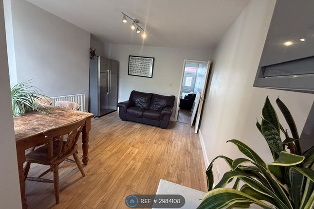 Northfield Road, Sheffield photo 2