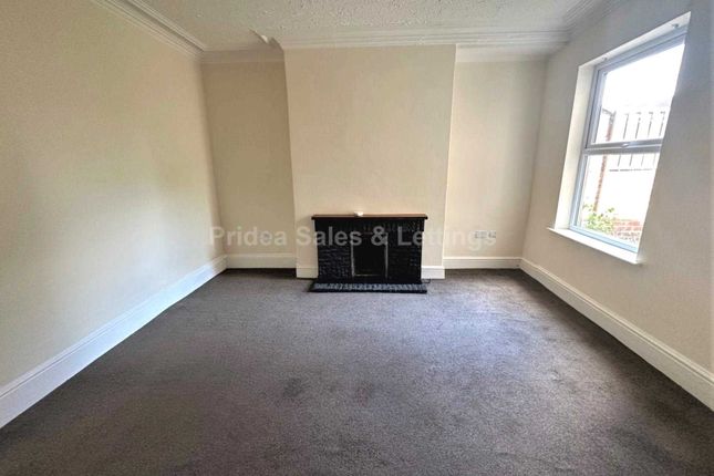 93, Dixon Street, Lincoln photo 3