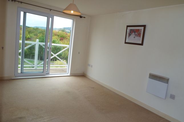 20, Snodland photo 4