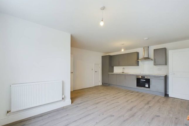 Flat to rent in The Presbytery, 127 North Road