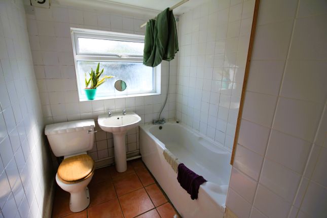 181, Silver Road, Norwich photo 5