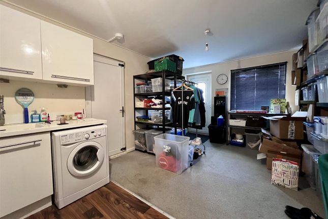 131, Rochfords, Milton Keynes photo 4