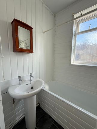 17, Watt Street, Gateshead photo 5