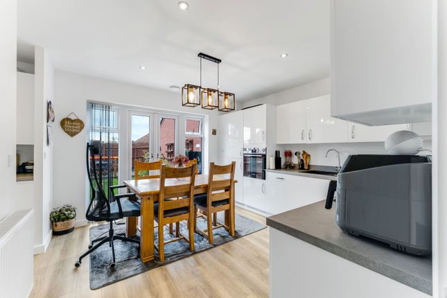 24 Pollards Road, Anstey photo 2