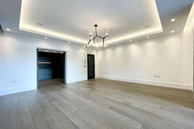 Flat 3 Sereno House, 22 Beech Hill, Barnet photo 4