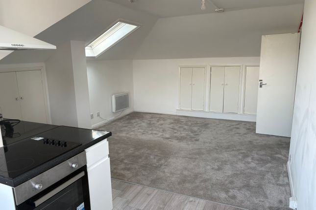 Flat 18, 4, Portswood Park, Portswood, Southampton photo 4