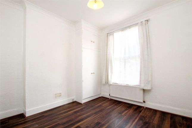 59 Wynndale Road, London photo 4