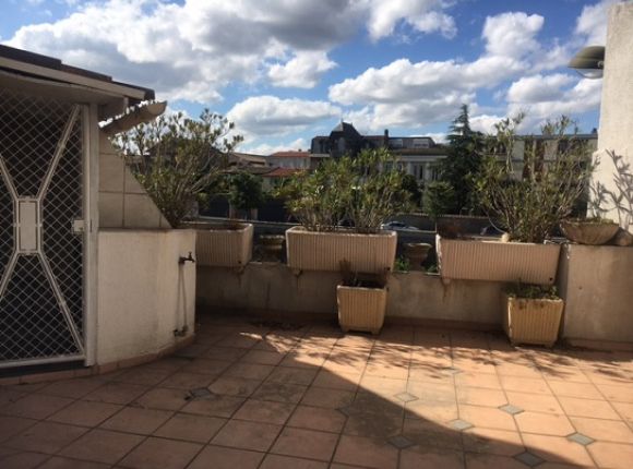 Apartment for sale in Carcassonne, Languedoc-Roussillon, 11000, France