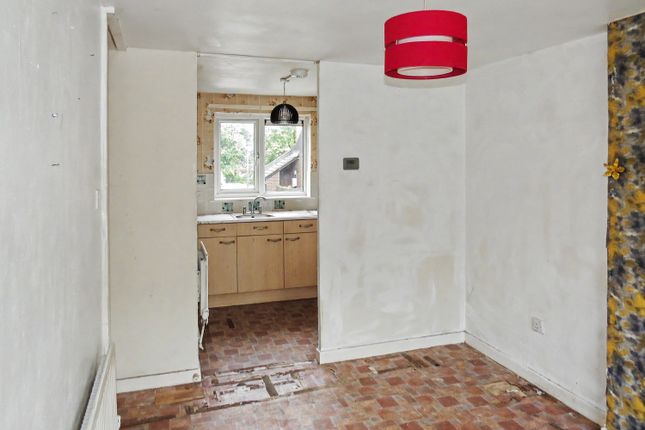 106 The Paddock, Preston photo 4