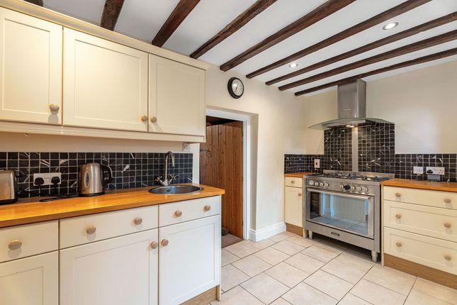 40 High Street, Chipping Norton photo 4