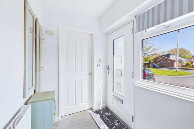 9, Ross Close, Billinge photo 3