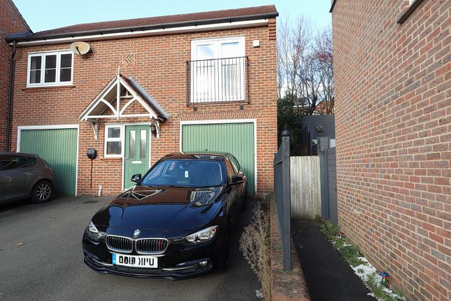 15, Albanwood, Watford photo 5