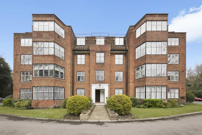 Thumbnail Flat for sale in Sutherland House, Highlands Heath, Putney