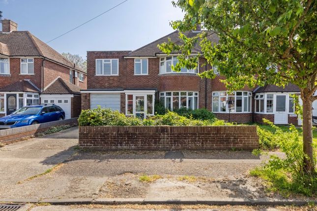 53, Willowbed Drive, Chichester photo 2