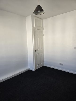 17, Bodelwell House, Sunderland photo 2