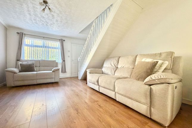 102, Franchi Drive, Larbert photo 4