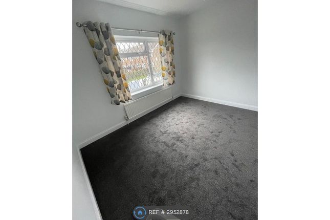 Jowitt Close, Maltby, Rotherham photo 5