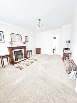 2, Turnberry Way, Southport photo 5