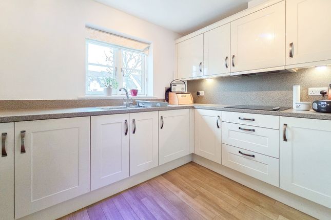 18 Rosalind Court Langtry Gardens St. Saviour Hill, Jersey photo 3
