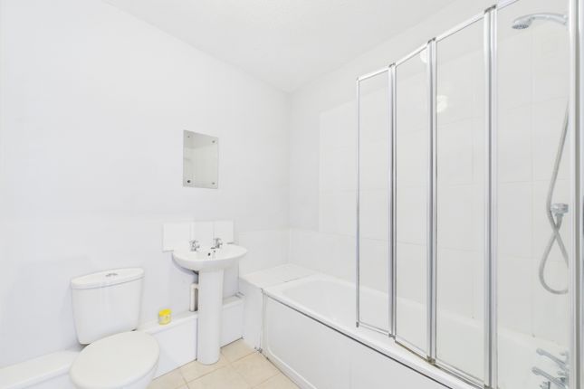 Playhouse Court, Cheltenham photo 3
