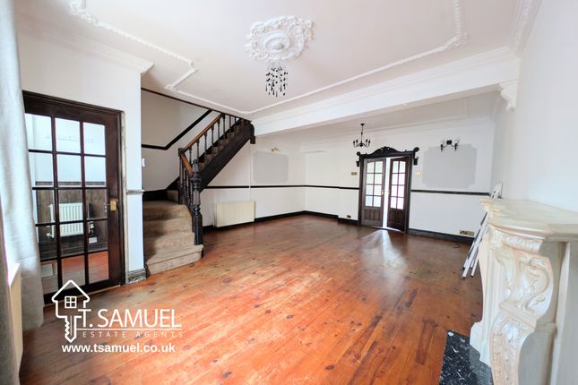 58 Lock Street, Mountain Ash photo 3
