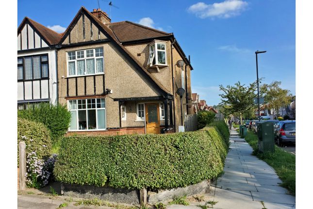 Thumbnail Flat for sale in Imperial Drive, Harrow
