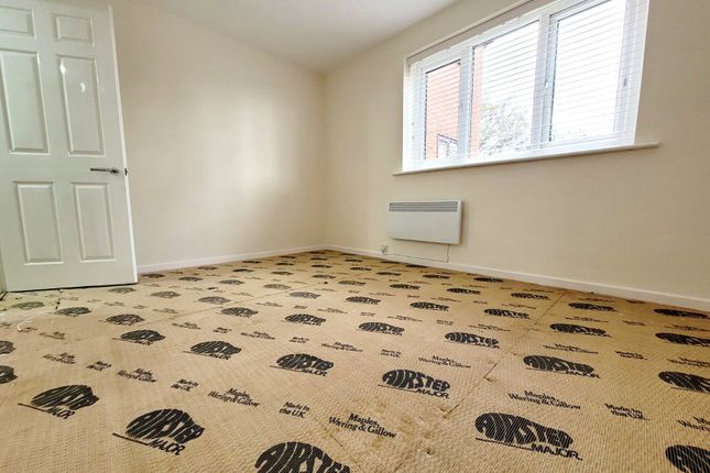26, Daccamill Drive, Manchester photo 4