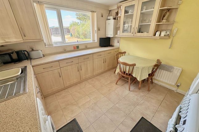 23, Corbiere Avenue, Poole photo 3