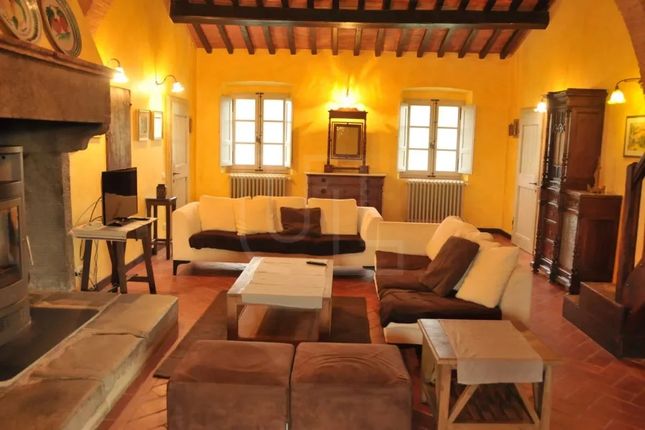 Villa for sale in Siena, 53100, Italy