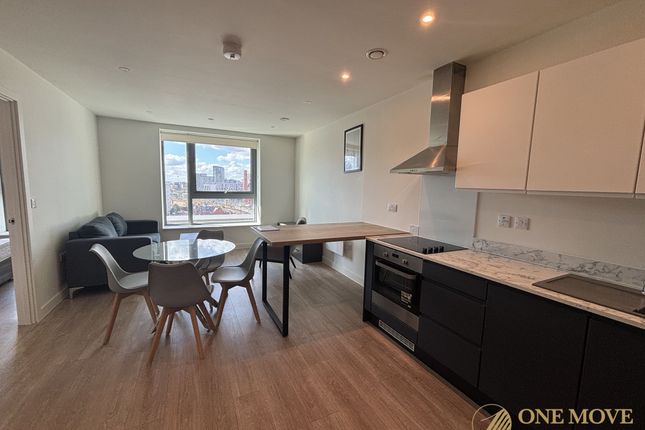 1-bed flat on Apt 1101, 3 New Kings Head Yard, Salford, £260,000