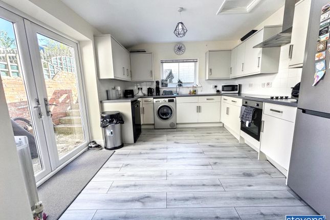 35, High Street, North Tawton photo 4