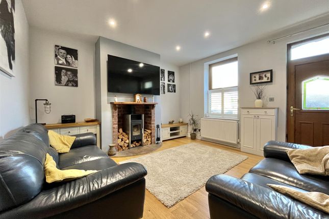 Park Road, Glossop photo 2