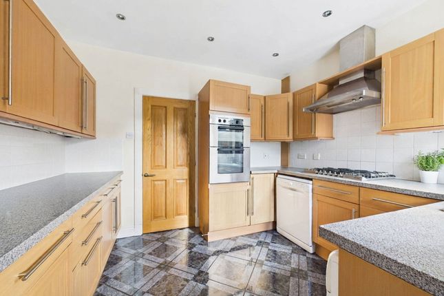 2 Ffordd Hooson, Wrexham photo 2
