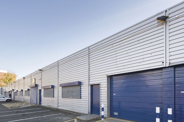 Find a wide range of commercial properties to let in North Avenue, Clydebank Business Park, Clydebank G81. Our great selection includes properties to rent from all leading North Avenue, Clydebank Business Park, 