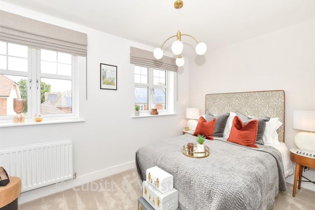 The Sidlesham, Willowhurst, Burgess Hill photo 3