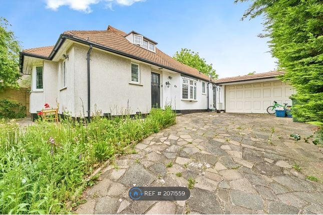 Thumbnail Bungalow to rent in Woodlawn Crescent, Whitton