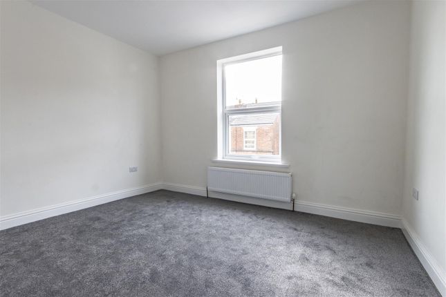 Terraced house for sale in St. Helens Street, Chesterfield