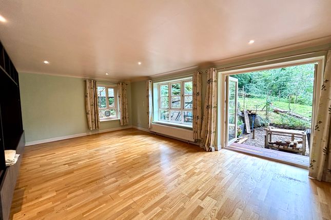Flat 1, 29, Stepping Stones, East Morton photo 2