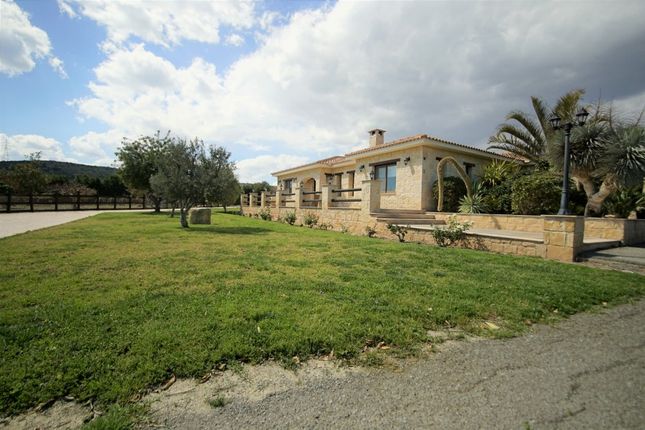 Thumbnail Villa for sale in Limassol, Moni, Limassol, Cyprus