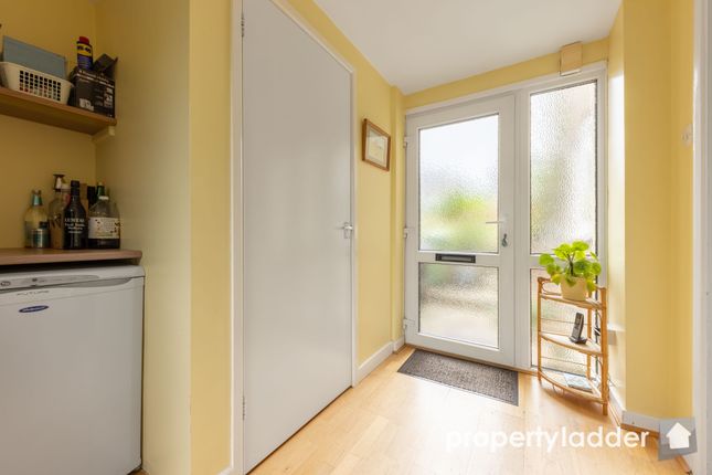11, Amderley Drive, Norwich photo 2