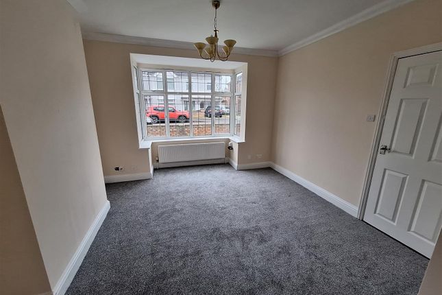 107, Alexandra Road, Peterborough photo 4