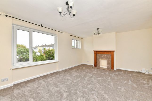 9, Mote Park, Saltash photo 2
