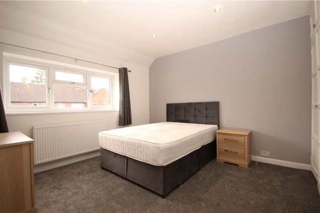 Room 5, 74, Fir Tree Road, Surrey photo 2