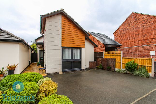 Thumbnail Detached bungalow for sale in Meadow Croft Gardens, Hucknall, Nottingham