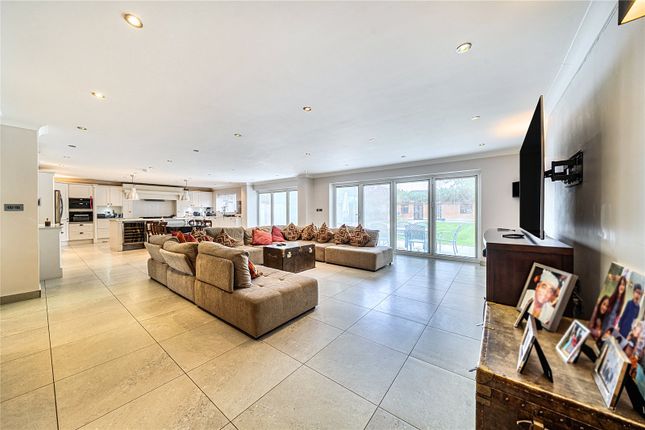 46, The Drive, Middlesex photo 2