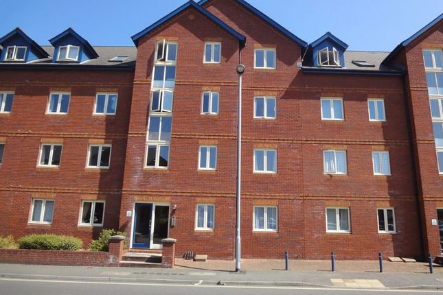 Thumbnail Flat to rent in Haven Road, Exeter