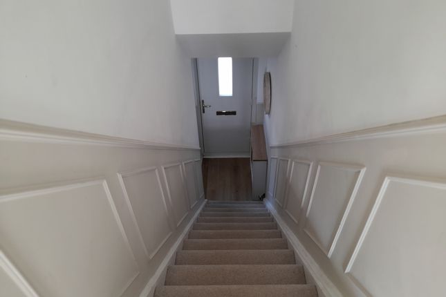 6, Old Hall Close,  Bramley, Rotherham photo 3